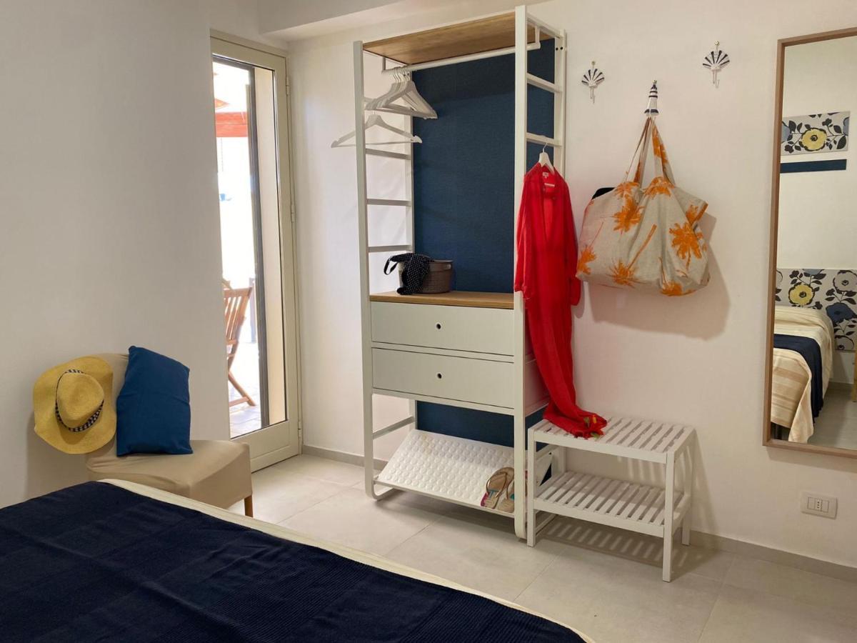 Casa Vacanze Il Giardino Dei Girasoli Marina di Ragusa Exteriör bild